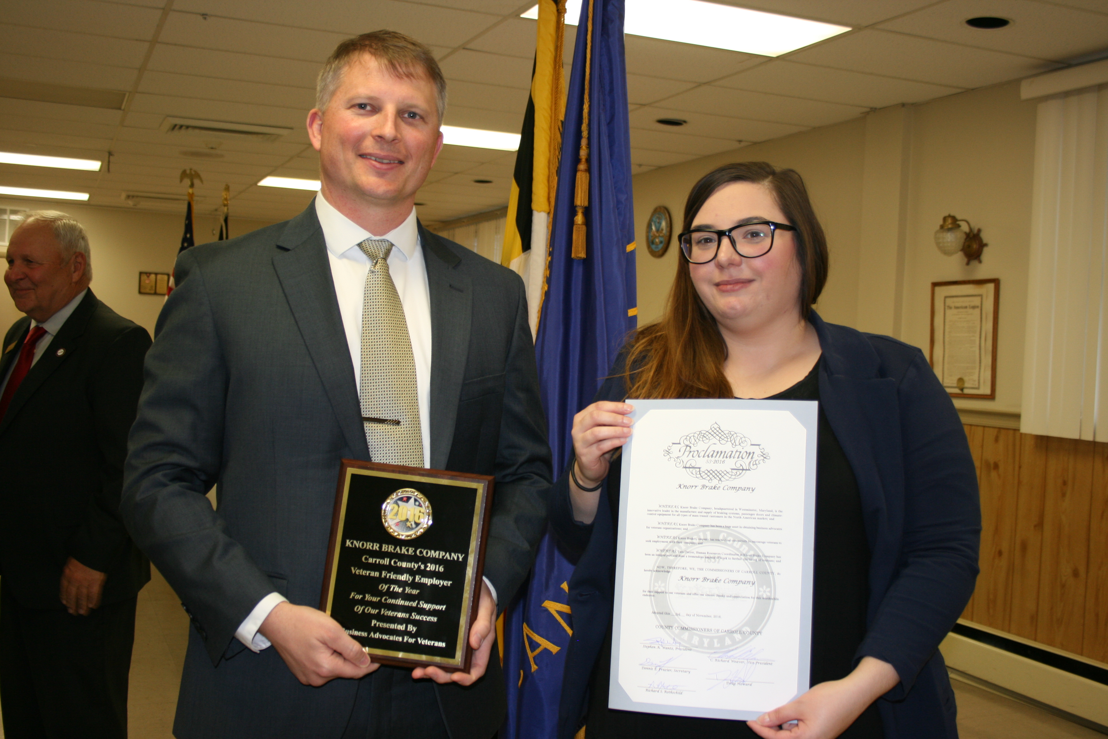 Brent Jones & Tara Dreyer of Knorr Brake Company Honored as 2016 Veteran Friendly Employer of the Year